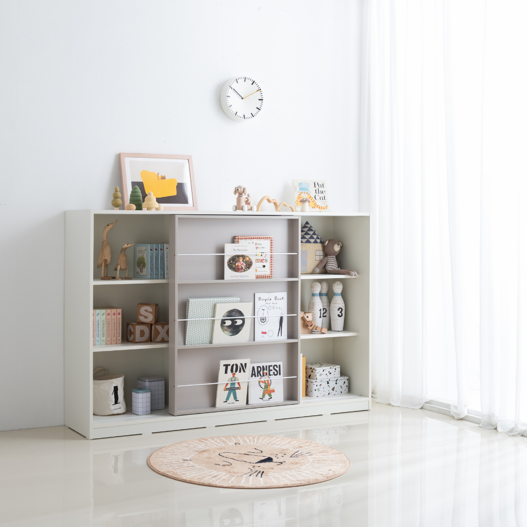 Friends I 1800 Sliding Bookshelf