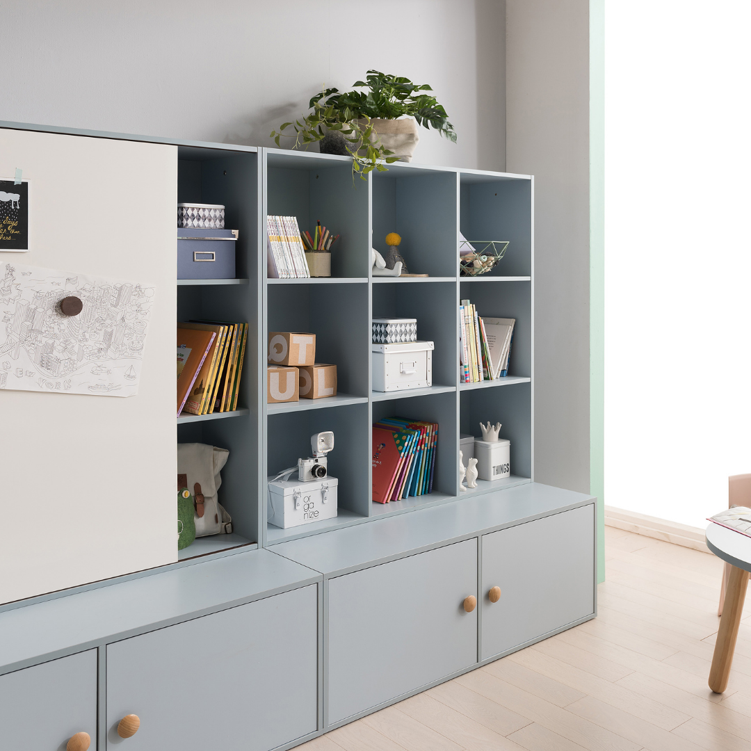 Comme Kids Bookshelf