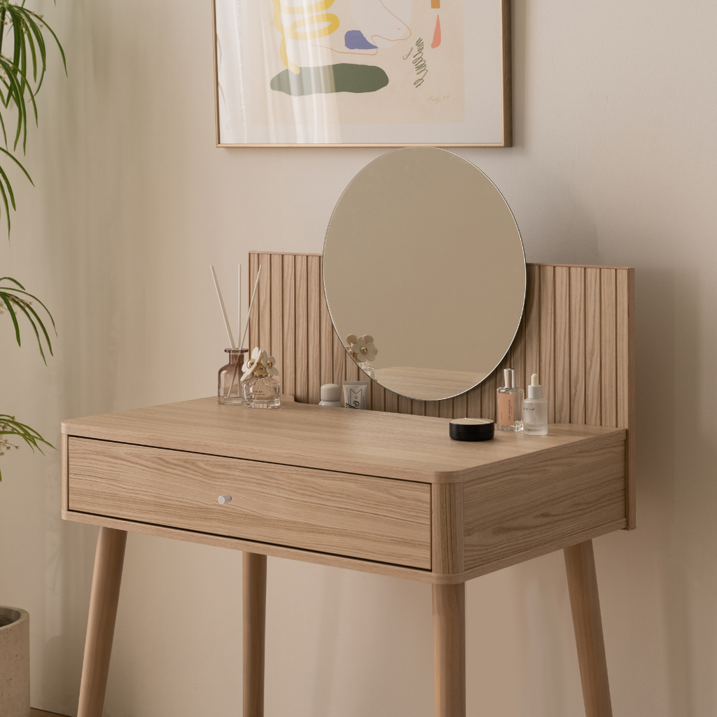 Aesthetic Vanity