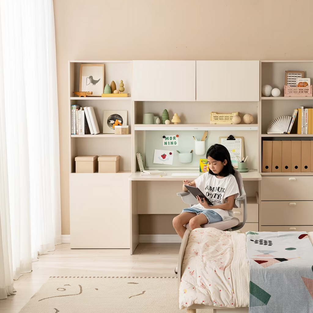 Ronan 600 5-level Cabinet with Lower Door